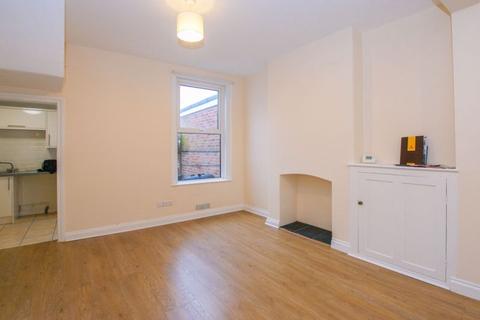 8 Courtenay Road, Exeter, EX2 8JT