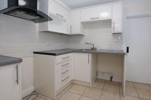 8 Courtenay Road, Exeter, EX2 8JT