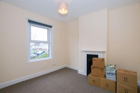 8 Courtenay Road, Exeter, EX2 8JT