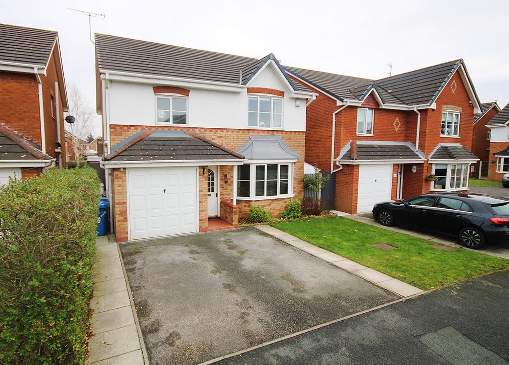 Virginia Gardens, Great Sankey, Warrington, WA5 4 bed detached house £410,000