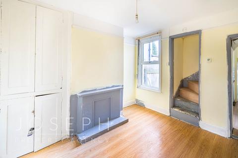 176 Cauldwell Hall Road, Ipswich, IP4 5DB