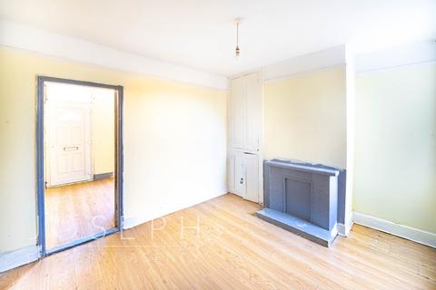 176 Cauldwell Hall Road, Ipswich, IP4 5DB