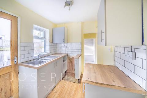 176 Cauldwell Hall Road, Ipswich, IP4 5DB