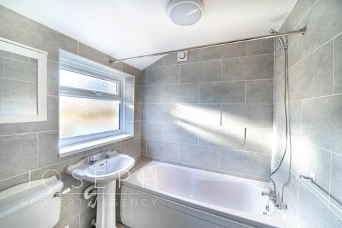 176 Cauldwell Hall Road, Ipswich, IP4 5DB