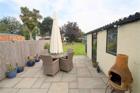 7 Orchard Way, Ashford, TW15 3AU