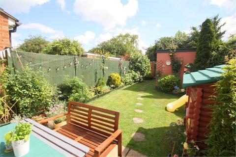 28 Garrick Close, Staines-upon-thames, TW18 2PQ