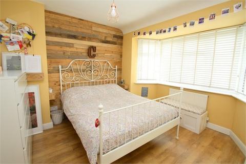 12 Ash Grove, Staines-upon-thames, TW18 1JD
