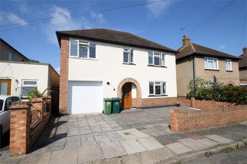 3 Fontmell Close, Ashford, TW15 2NR