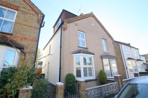 9 Chestnut Grove, Staines-upon-thames, TW18 1DB