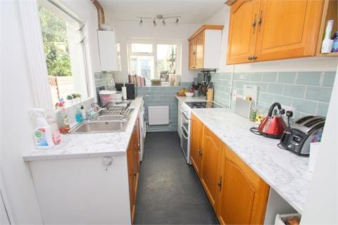 9 Chestnut Grove, Staines-upon-thames, TW18 1DB
