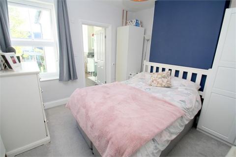 9 Chestnut Grove, Staines-upon-thames, TW18 1DB