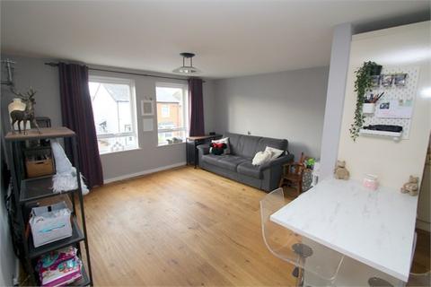 1 bedroom apartment for sale - Hythe Park Road, Egham, TW20