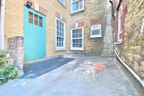 1 bedroom apartment to rent, Wentworth Street, E1
