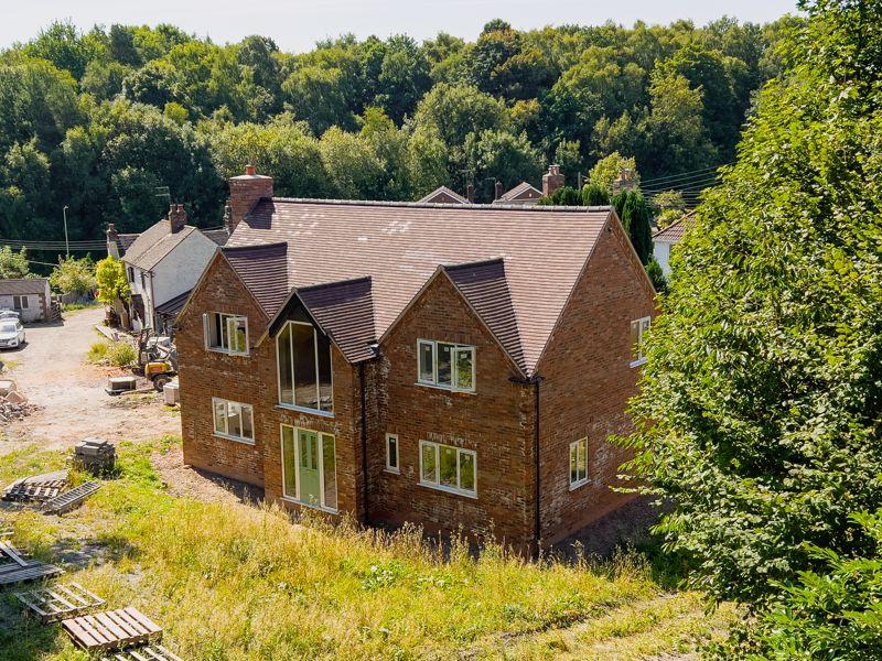 Hamilton Road, Dawley 4 bed detached house for sale £525,000