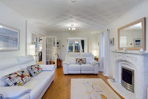 4 bedroom detached house for sale, Plas Derwen View, Abergavenny