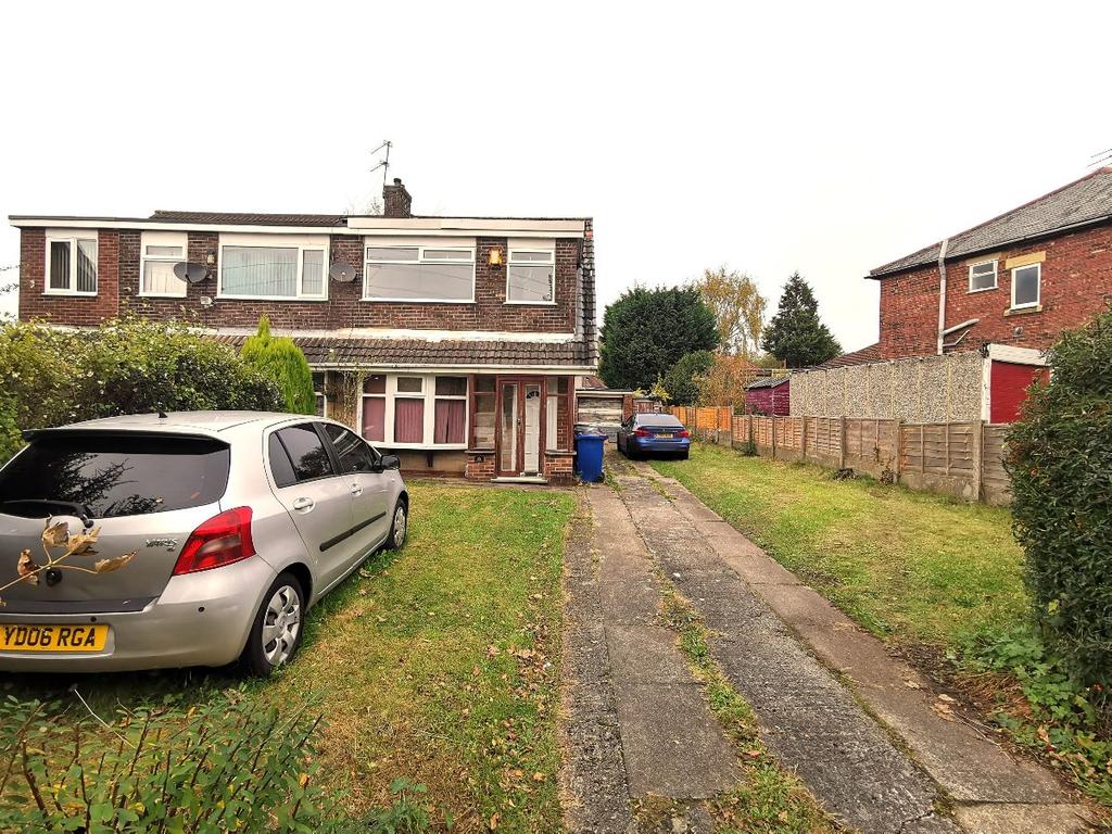 Craig Road, Heaton Mersey, Stockport... 3 bed semidetached house £
