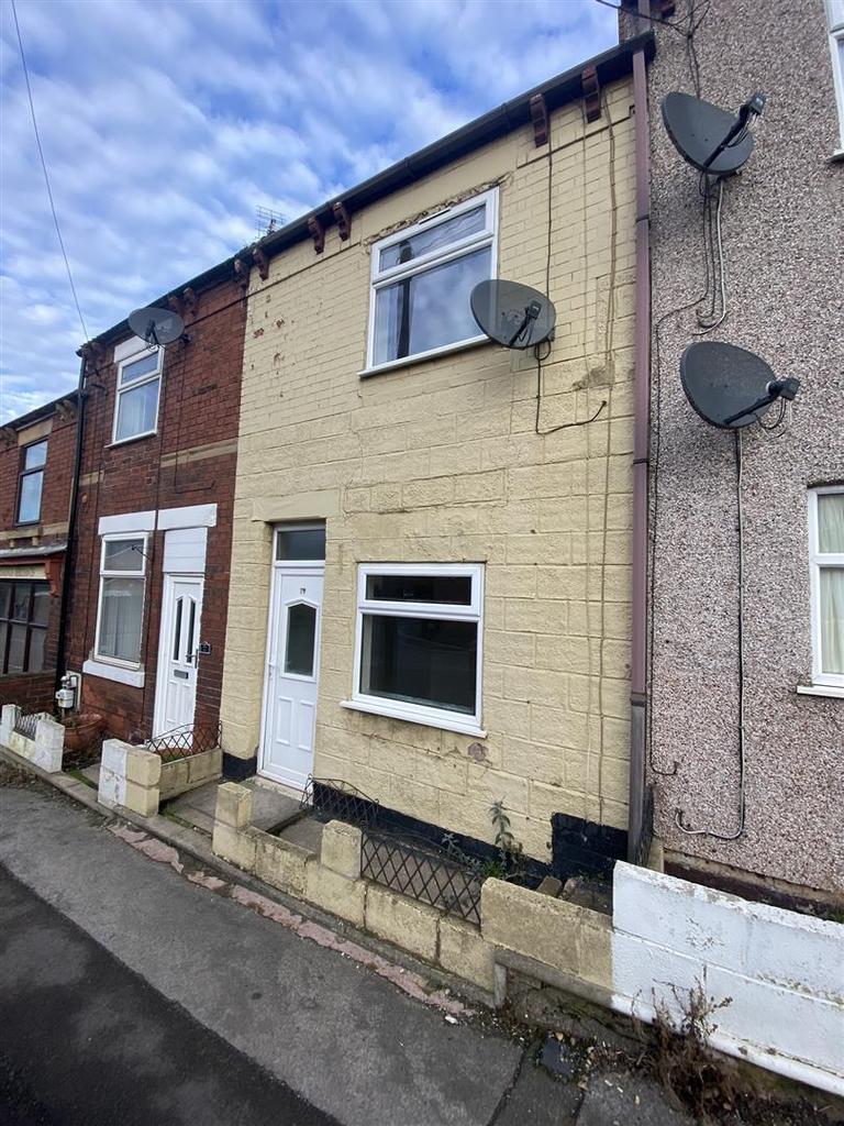 Creswell Road, Clowne, Chesterfield 2 bed terraced house £95,000