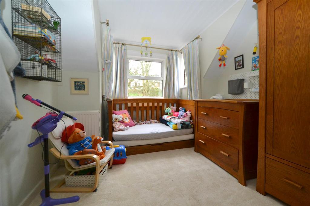 Bed3.JPG