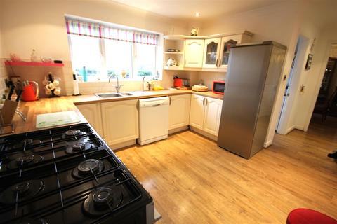 23 Ash Tree Hill, Cheadle, Stoke-on-trent, ST10 1UQ