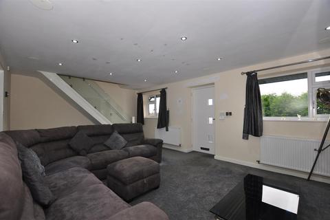 4 bedroom detached house for sale - Woolpack Close, Rowley Regis