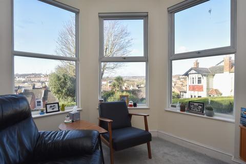 1 bedroom flat for sale - Milward Crescent, Hastings