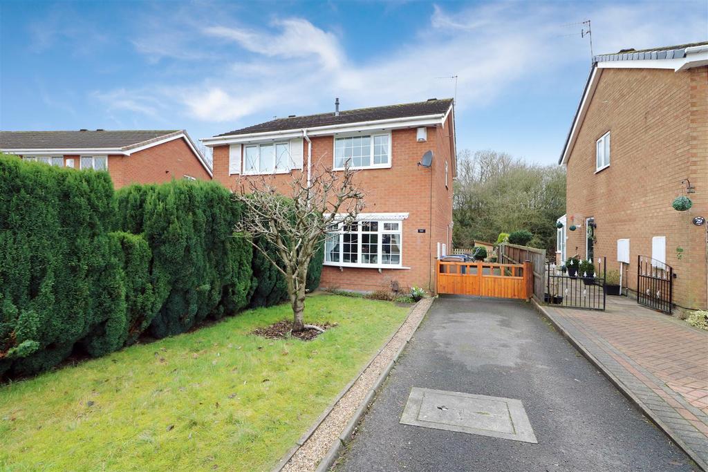 Dunsford Avenue, Milton, StokeOnTrent 2 bed house £140,000