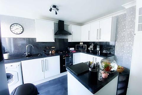 63 Bathgate Close, Wallsend, NE28 9SY