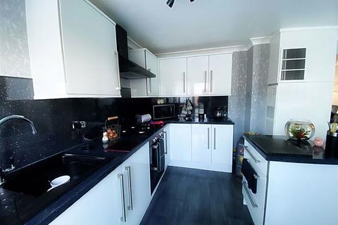 63 Bathgate Close, Wallsend, NE28 9SY