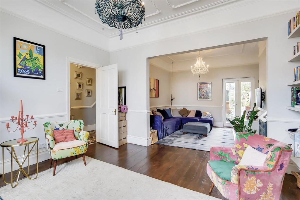 Mount Ephraim Lane, London 5 bed terraced house £3,500 pcm (£808 pw)