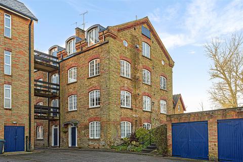 2 bedroom apartment for sale - Grove Mill Lane, Watford