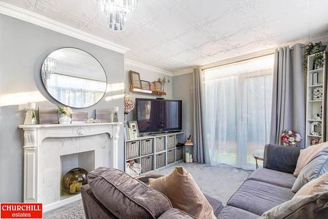 2 bedroom maisonette for sale - Ibrox Court, Buckhurst Hill