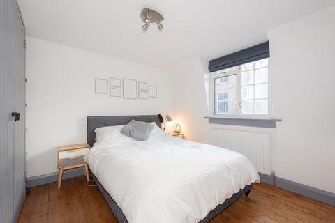 The Coach House Church Close, Epsom, KT17 4PT