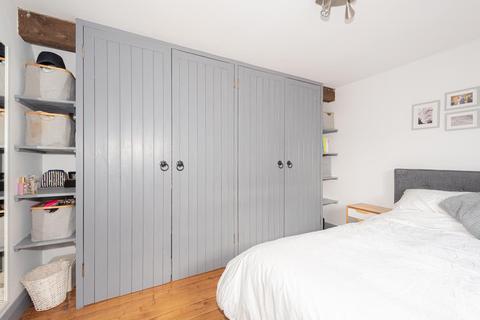 The Coach House Church Close, Epsom, KT17 4PT