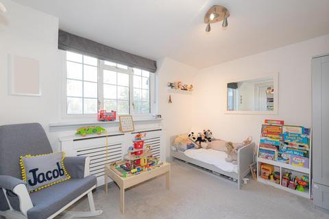 The Coach House Church Close, Epsom, KT17 4PT