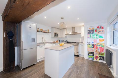 The Coach House Church Close, Epsom, KT17 4PT