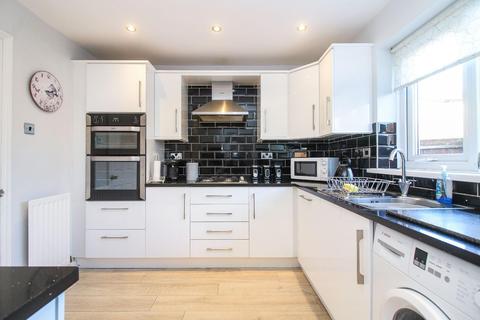 3 bedroom semi-detached house for sale - Canterbury Ave