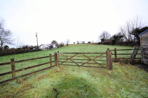 3 bedroom property with land for sale - Llanycefn, Clynderwen