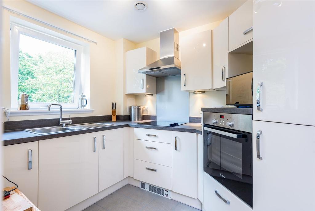 Tantallon Court, Heugh Road, North... 1 bed apartment £215,000