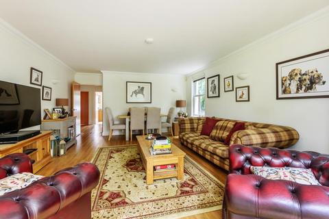 1, Cedar Court Cedar Close, Bagshot, GU19 5AN