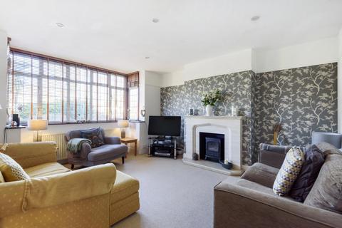 2 The Green, Hayes, Bromley, BR2 7NP