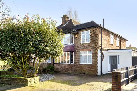 2 The Green, Hayes, Bromley, BR2 7NP