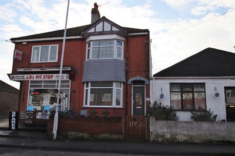 2 bedroom terraced house for sale - Minster Road, Sheerness, ME12