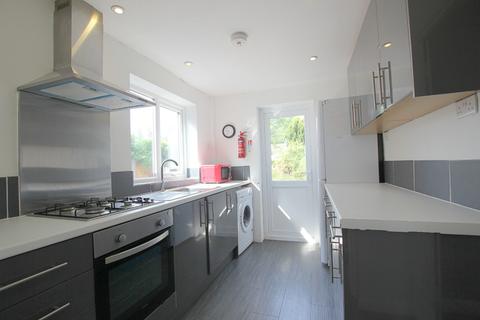 48 Monarch Drive, Worcester, WR2 6ES