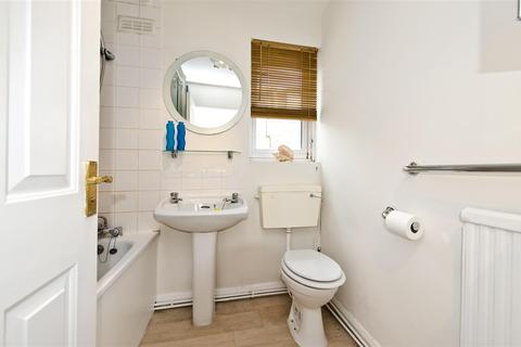 2 bedroom apartment for sale - Delorme Street, Hammersmith, London, W6