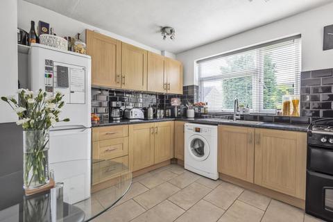 28 New Meadow, Ascot, SL5 8NF