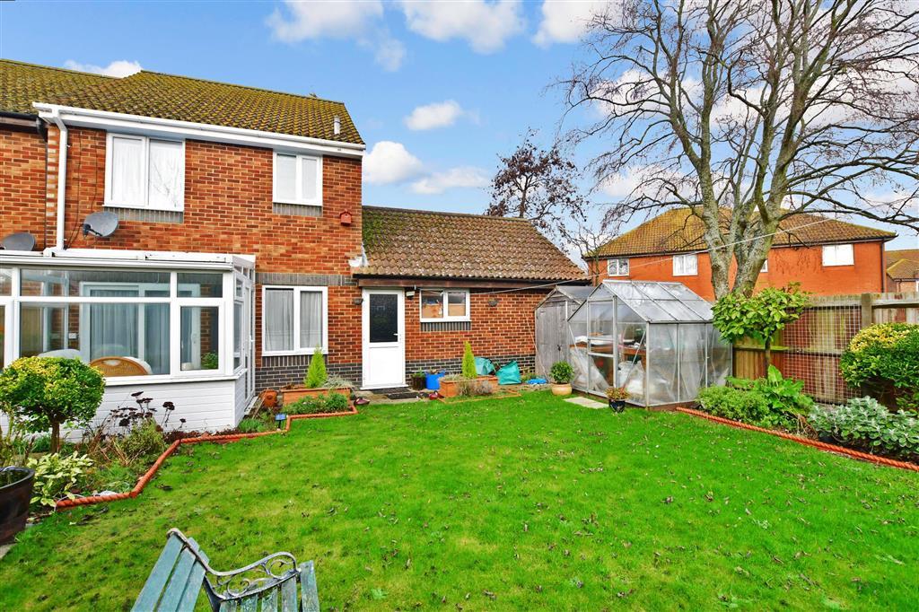 Westerhout Close, Deal, Kent 3 bed end of terrace house - £340,000