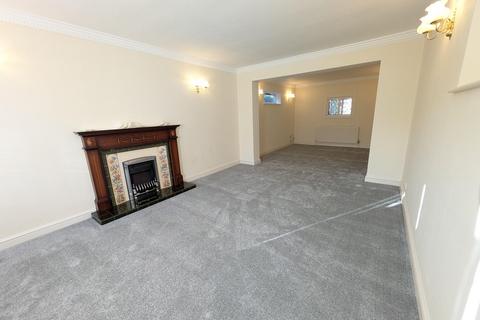 4 bedroom bungalow to rent, Lords Lane, Skillington, NG33