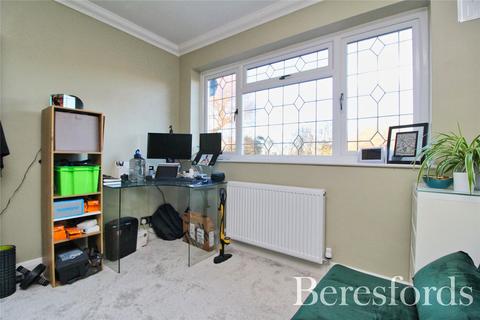 21 Dart Close, Upminster, RM14 1PR