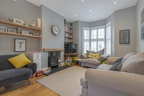 34 Aboyne Road, London, SW17 0AE