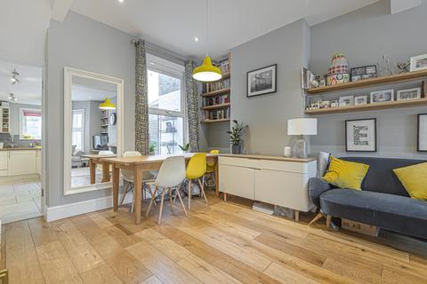 34 Aboyne Road, London, SW17 0AE